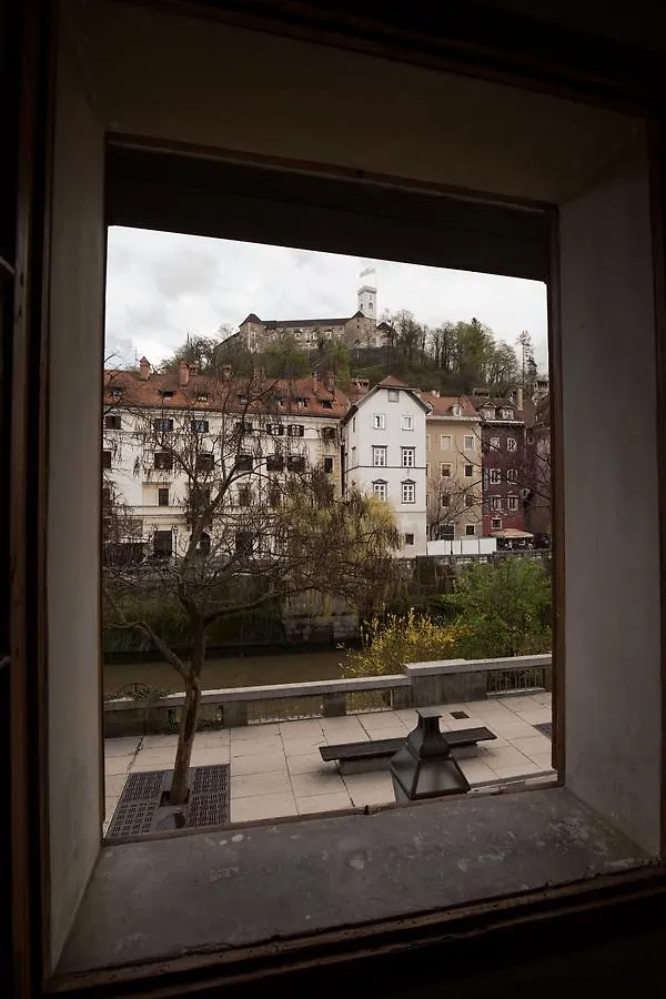 River And Castle View Apartment Rose Tour As Ljubljana
